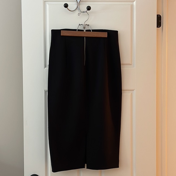 ZARA black pencil skirt - Picture 3 of 4